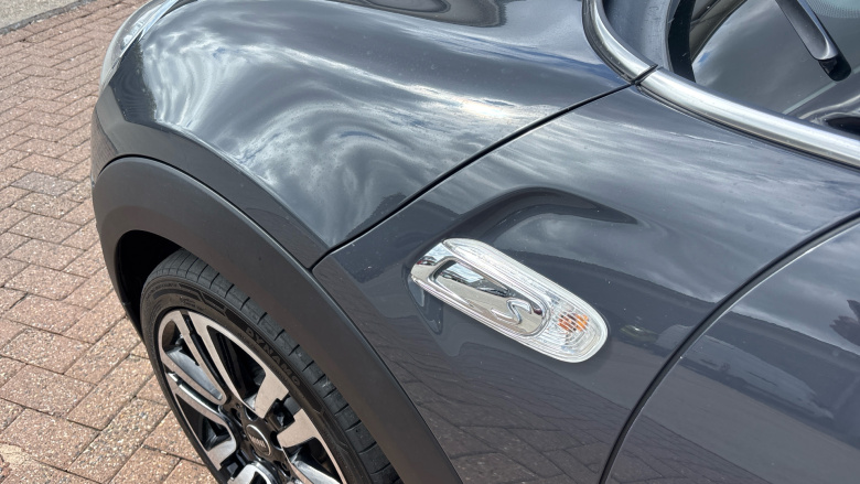 MINI Hatchback 2.0 Cooper S Exclusive II 3dr [Comfort/Nav Pack] Petrol Hatchback